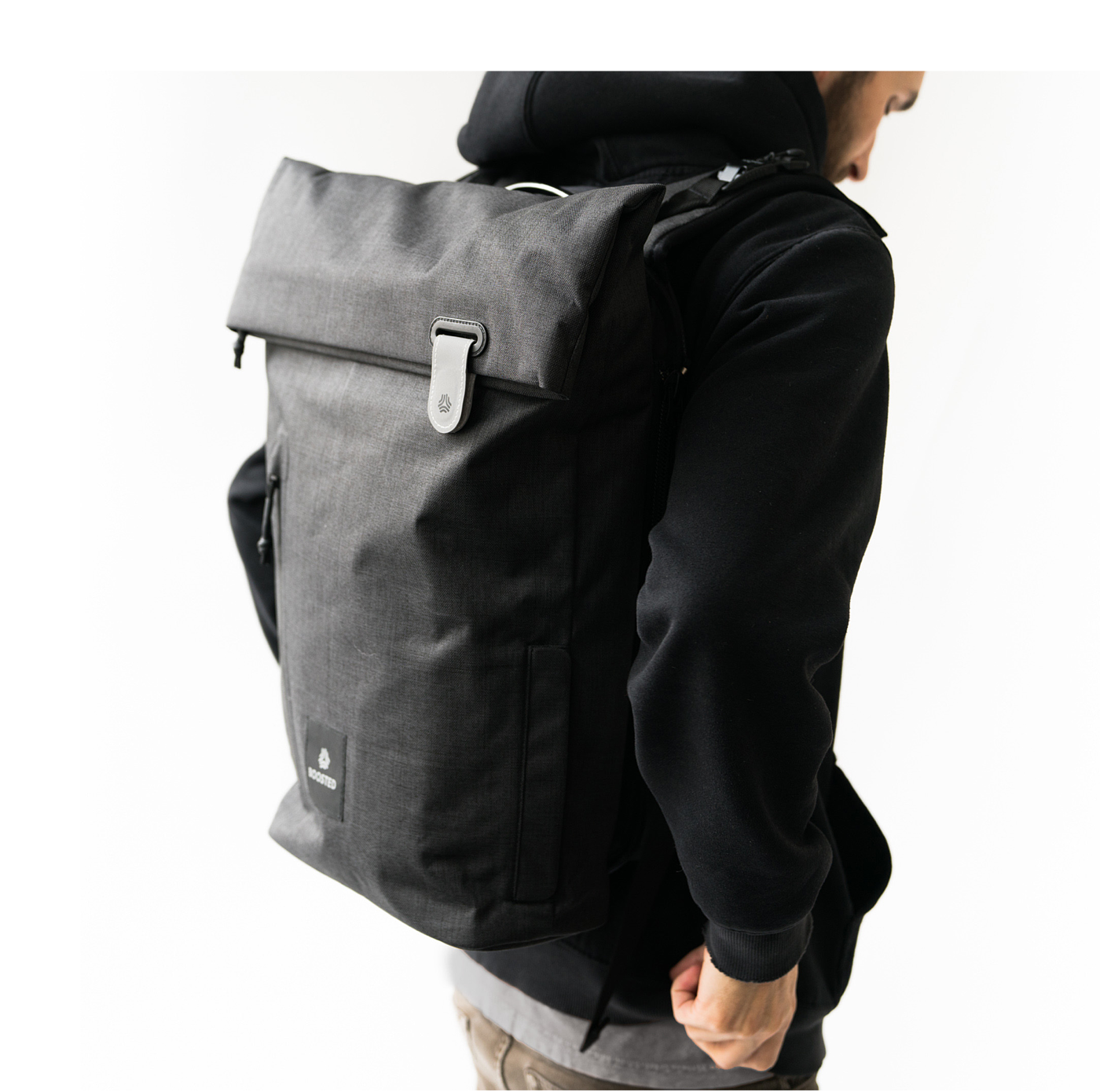 Brush the street，Backpack，package，Skate，Boosted，