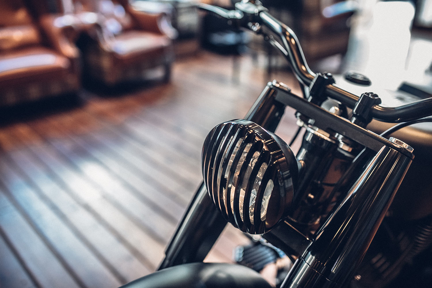 travel，Black king，motorcycle，black，traffic，