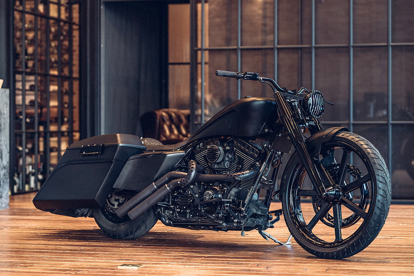 travel，Black king，motorcycle，black，traffic，