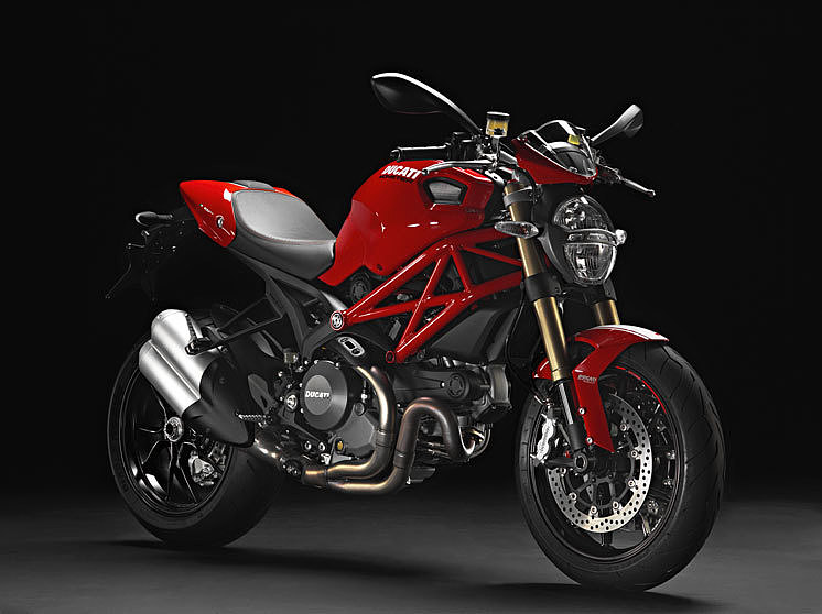 motorcycle，locomotive，Cool and wild，vehicle，ducats，