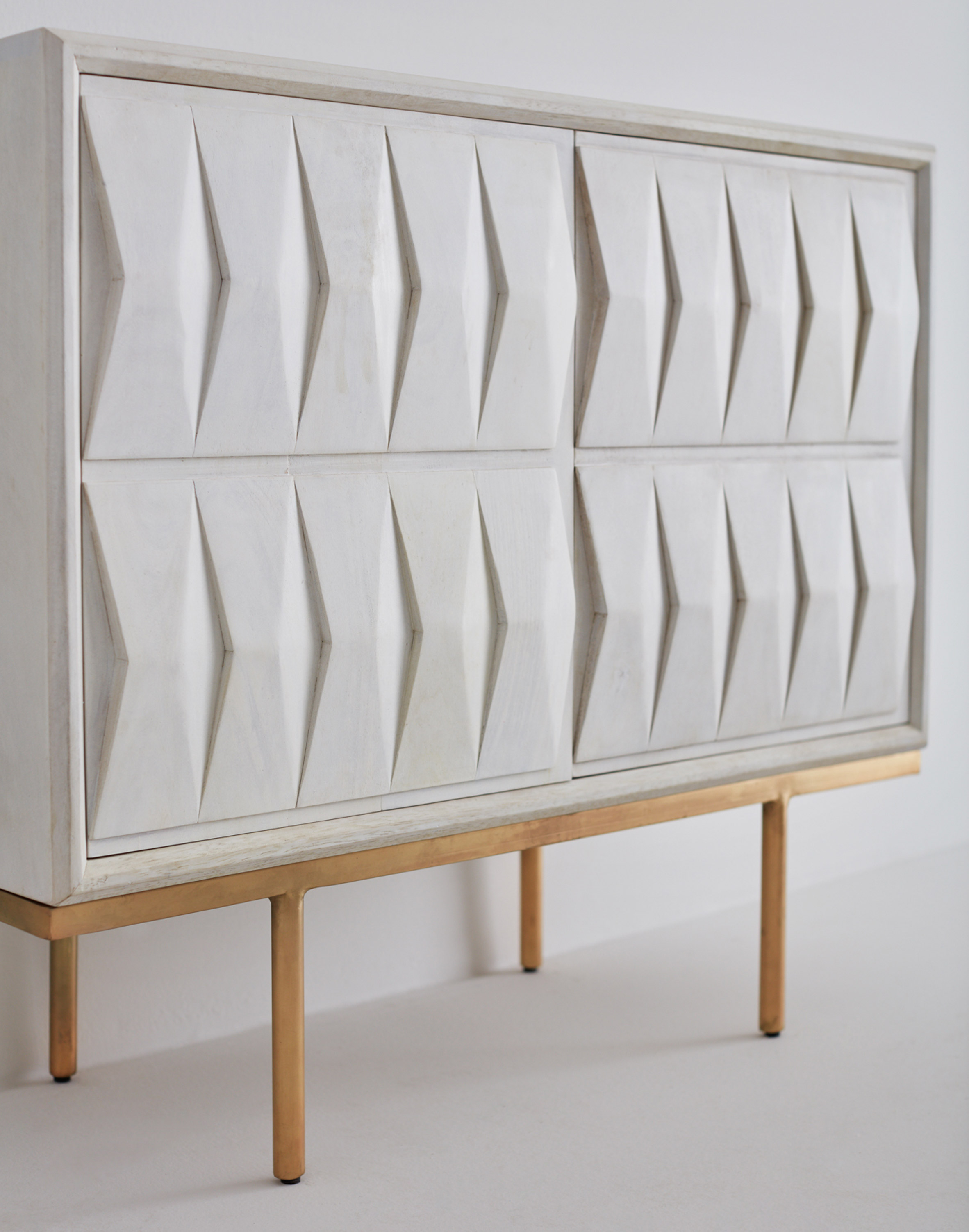 Mobilia，Alykhan Brother，indoor，Design，furniture，Home Furnishing，