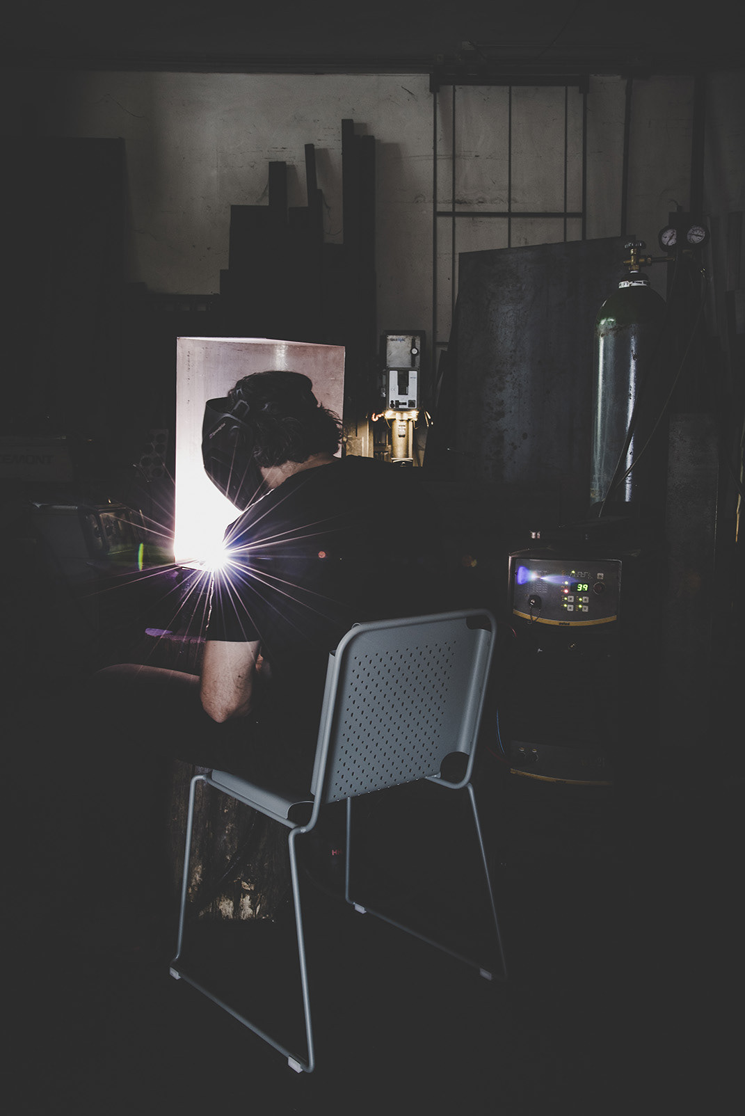 stackable ，Metal，Chair design，