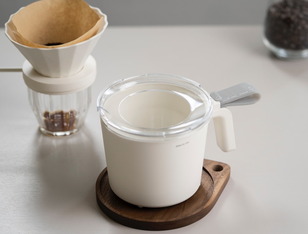 Coffee machine，multi-function，Trickle filter，kitchenware，white，