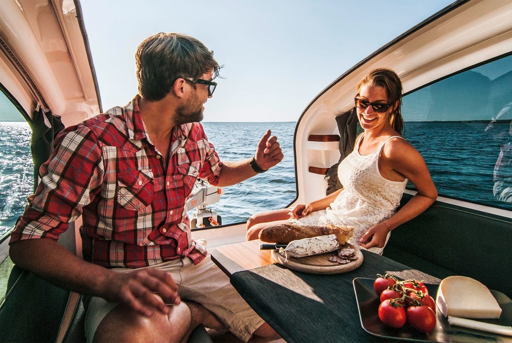 vehicle，ship，Touring car，Sealander，