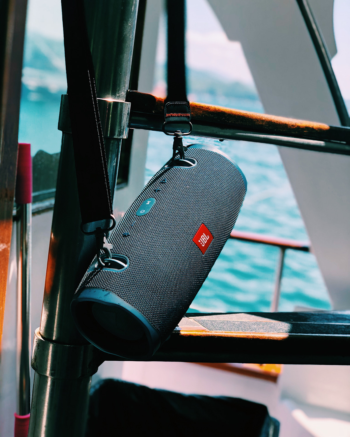 U.S.A，speaker，horn，JBL XTREME 2，waterproof，Mr Dario DISTEFANO，