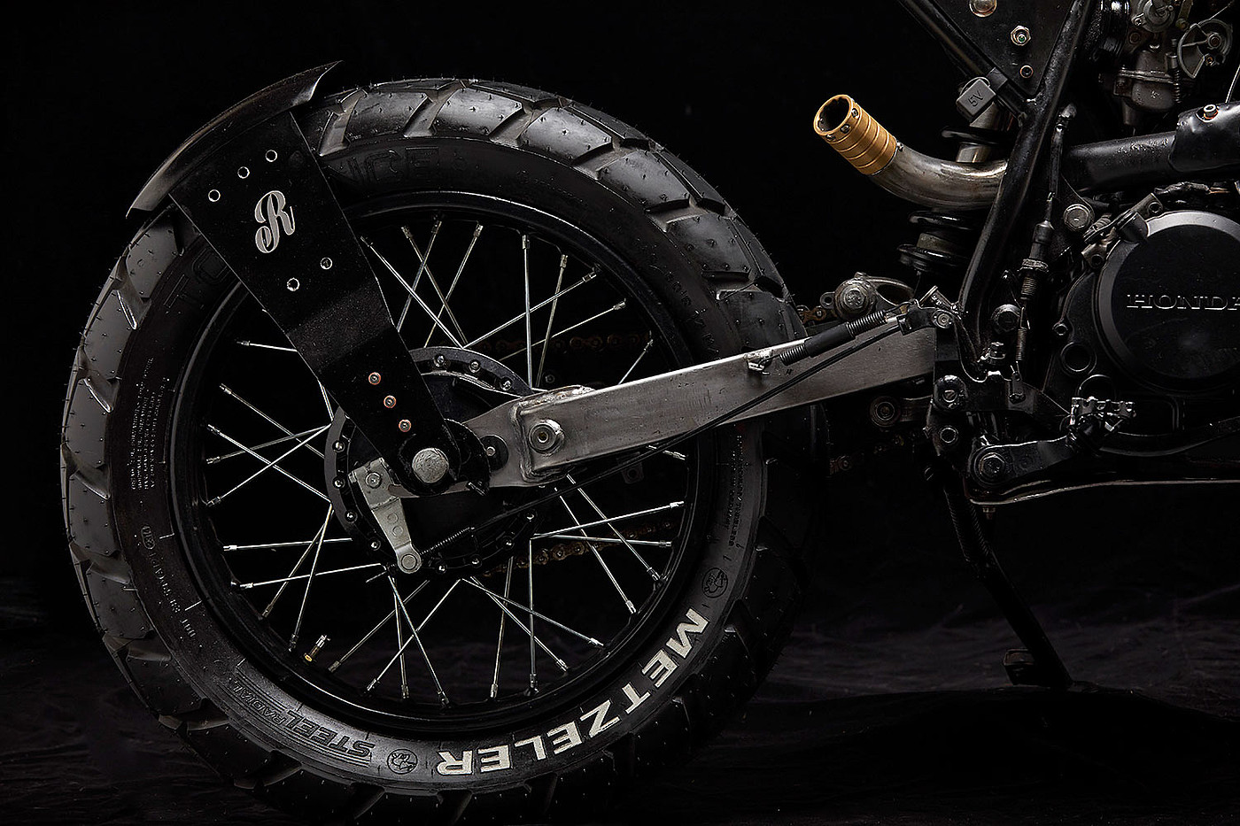 Old Power，NX350 Sahara，Honda，black，motorcycle，