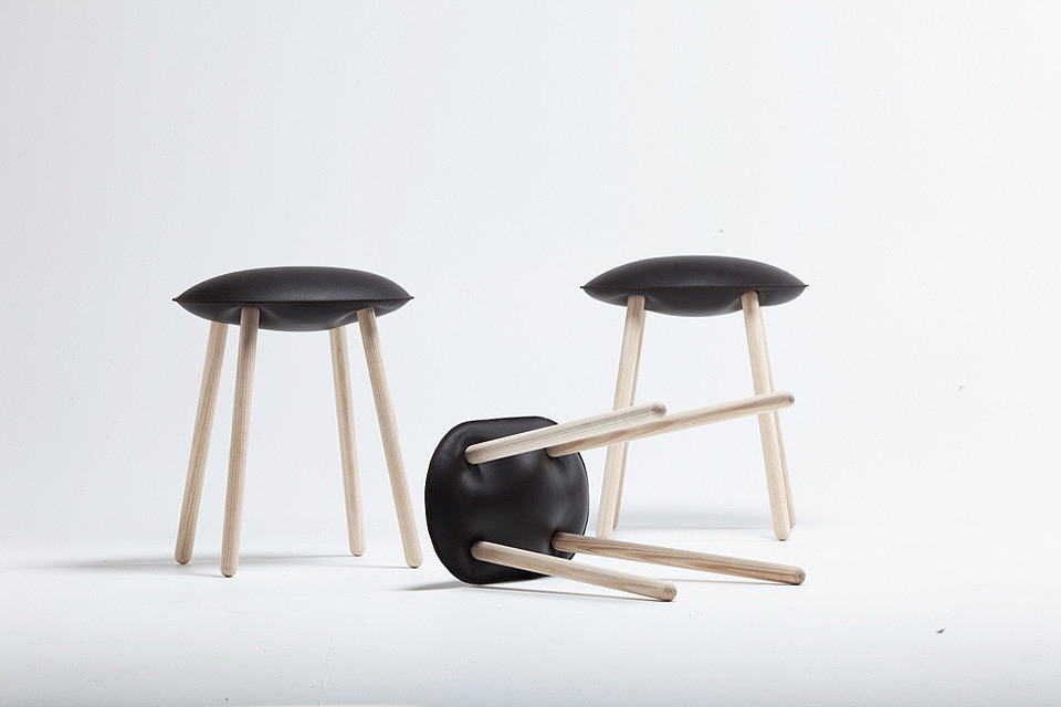 BLOATED，Storage rack，stool，woodiness，Leatherwear，