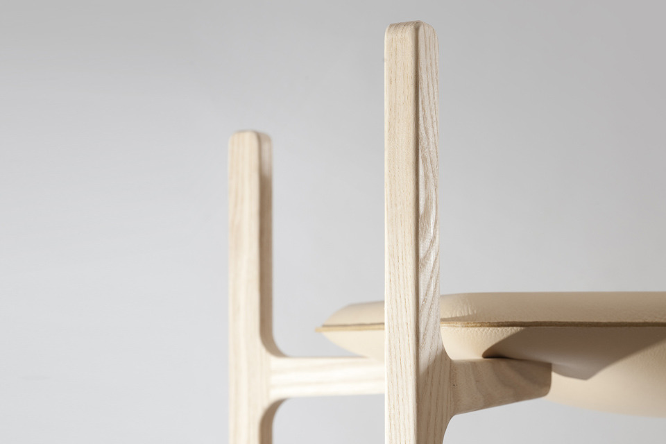 BLOATED，Storage rack，stool，woodiness，Leatherwear，