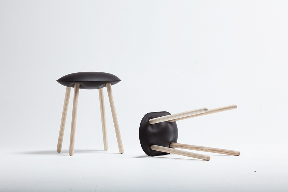 BLOATED，Storage rack，stool，woodiness，Leatherwear，