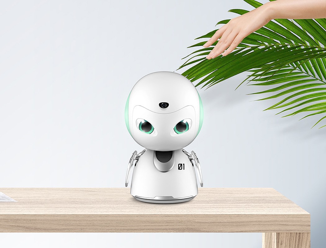 white，Housekeeping，intelligence，robot，YOUR，2018 red dot，Red dot award，app，