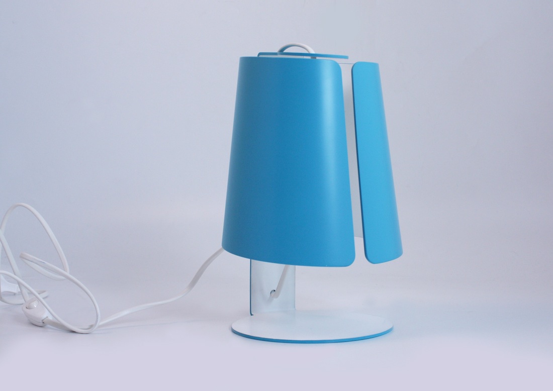 Desk lamp，Minimalist design ，originality，