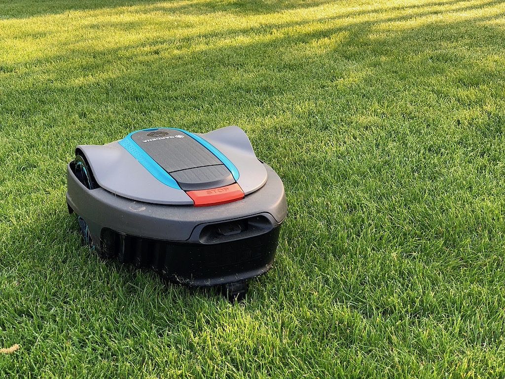 intelligence，lawn mower，robot，Smart Sileno，2016 red dot award，