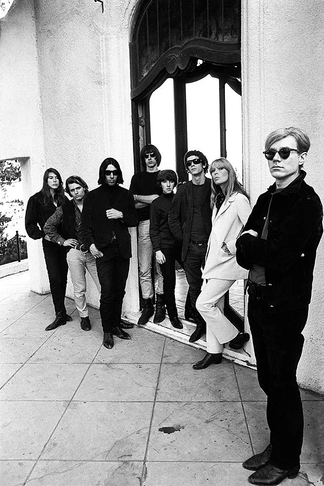 Andy Warhol ，Art circles in the 20th century，Basic Institute of Technology，Campbell's Soup Cans ，Niagara Falls，
