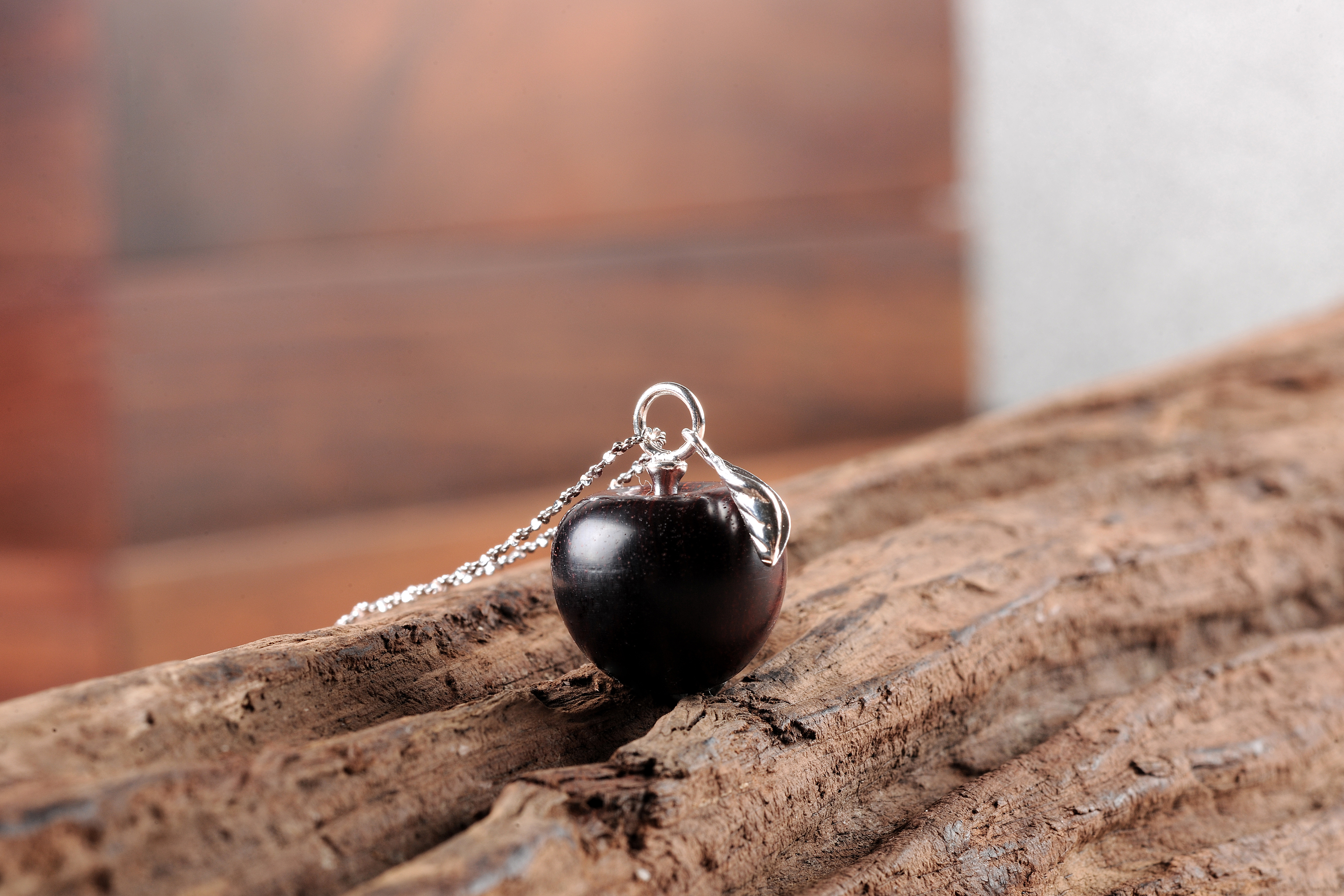 Silver ornaments，Mahogany，Craftsman，Pendant，original，Cultural creation，National style，New Chinese style，