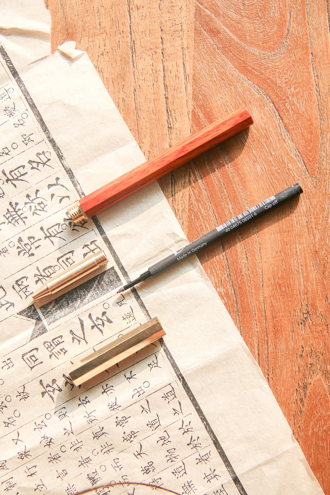 Mahogany，brass，Craftsman，original，Cultural creation，Mahogany，Stationery，Octagonal wooden pen，