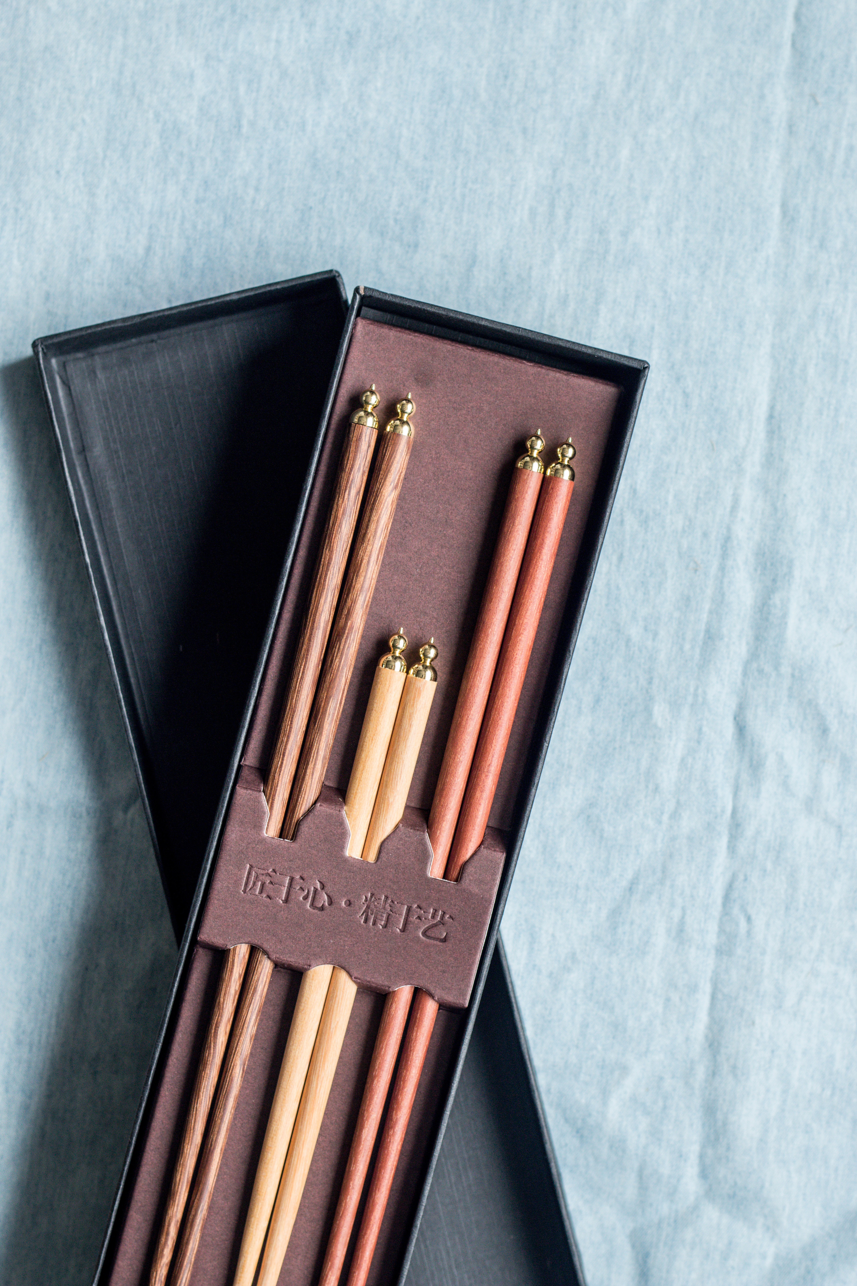 Mahogany，chopsticks，brass，