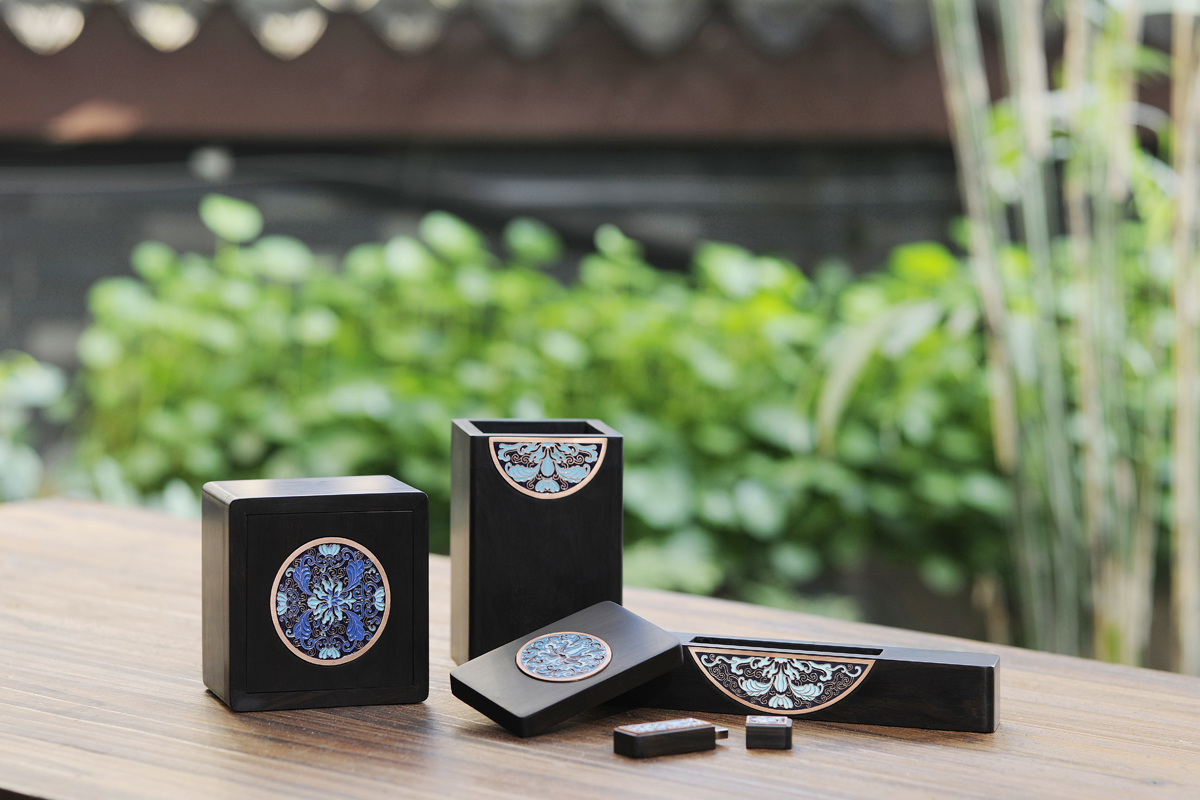 to work in an office，Enamel，Mahogany，Craftsman，original，Cultural creation，National style，New Chinese style，