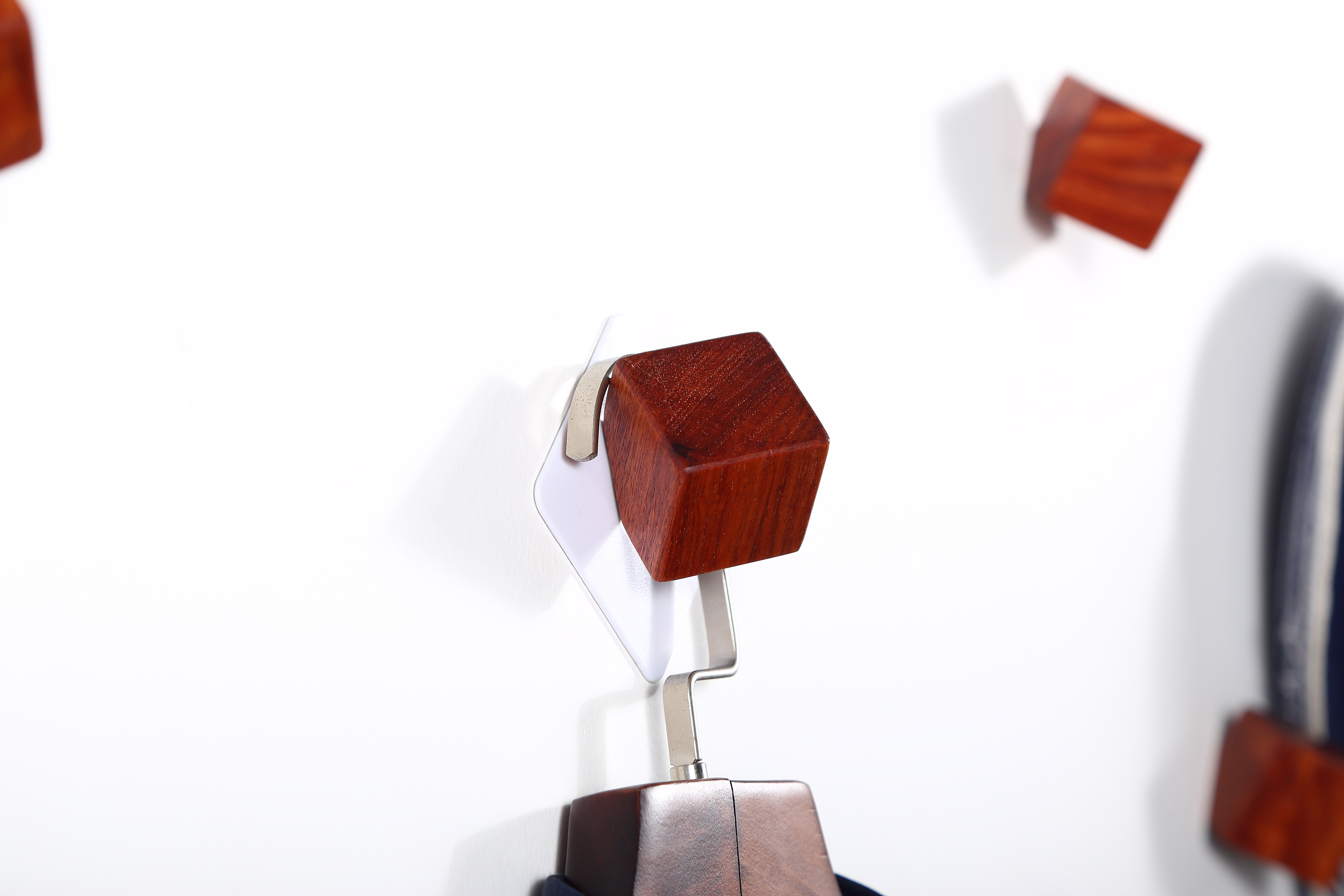 Minimalist，a hook，Mahogany，Craftsman，Cultural creation，