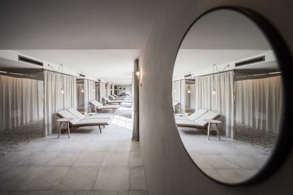 garden，land of idyllic beauty，Hotel Design，entertainment，Health recuperation，natural，Benzhen，real，mountain range，hotel，heaven，Recuperate，modern stylish，atmosphere，