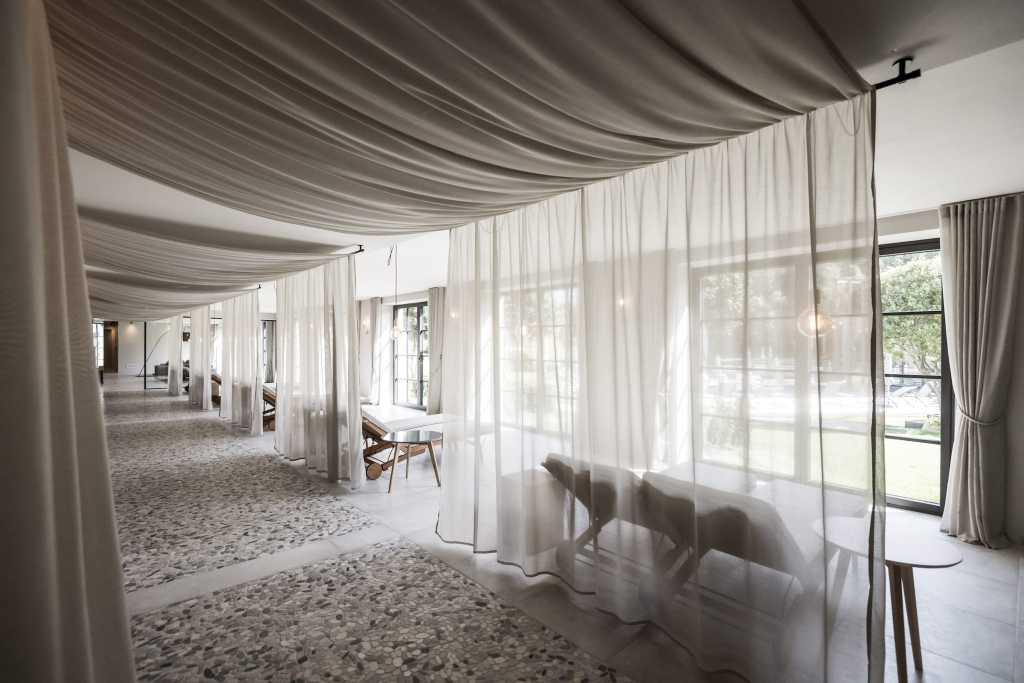 garden，land of idyllic beauty，Hotel Design，entertainment，Health recuperation，natural，Benzhen，real，mountain range，hotel，heaven，Recuperate，modern stylish，atmosphere，