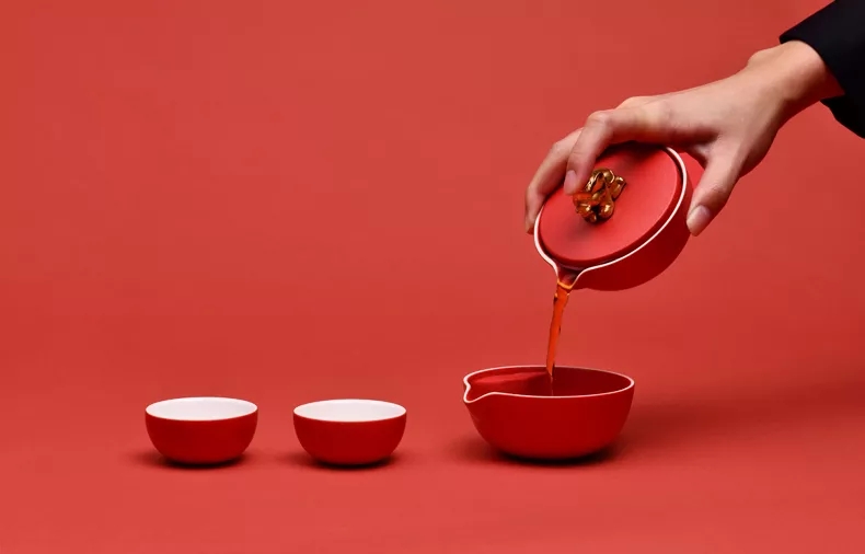 GROTTO，Gele，tea，Gift box，National treasure，Cultural Relic，German red dot，ceramics，still life，Chinese Red，new year，as，tea set，prodigy ，the Imperial Palace，Poxi，