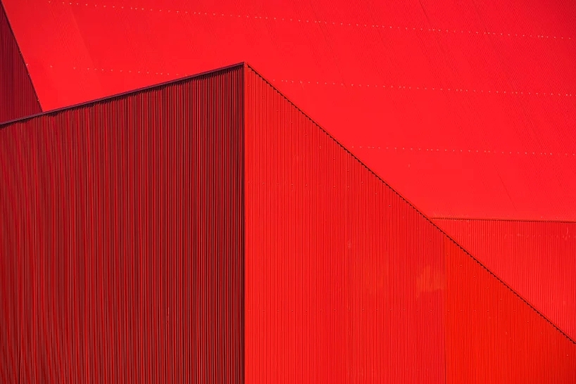 building design，Bright red，Portugal，