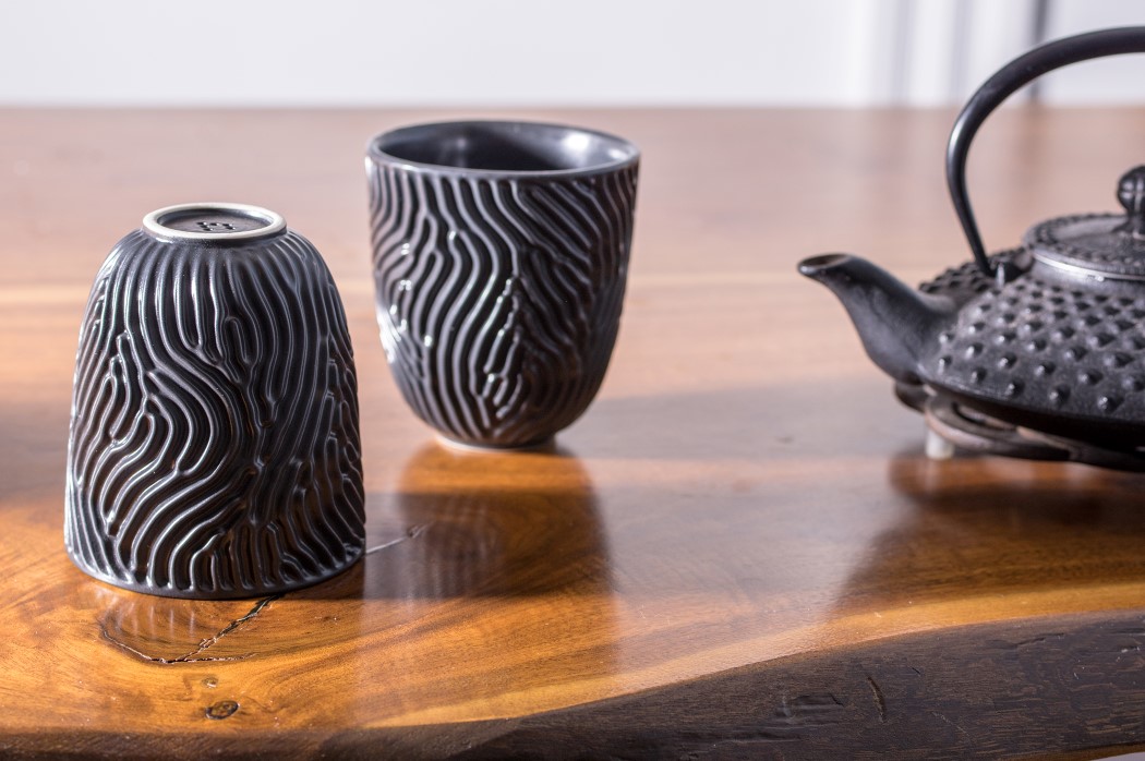 glass，Porcelain，white，black，