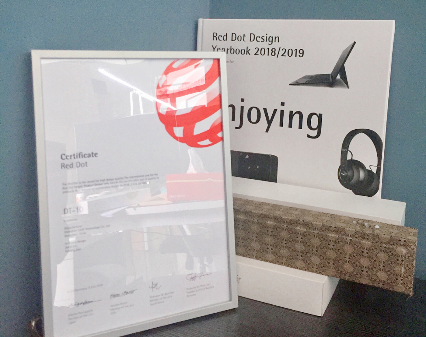 Red dot award 2018，In ear headphones，Coil iron earphone，hifi，Earphone design，Changeable earphone，Metal earphone，Moving iron earphone，