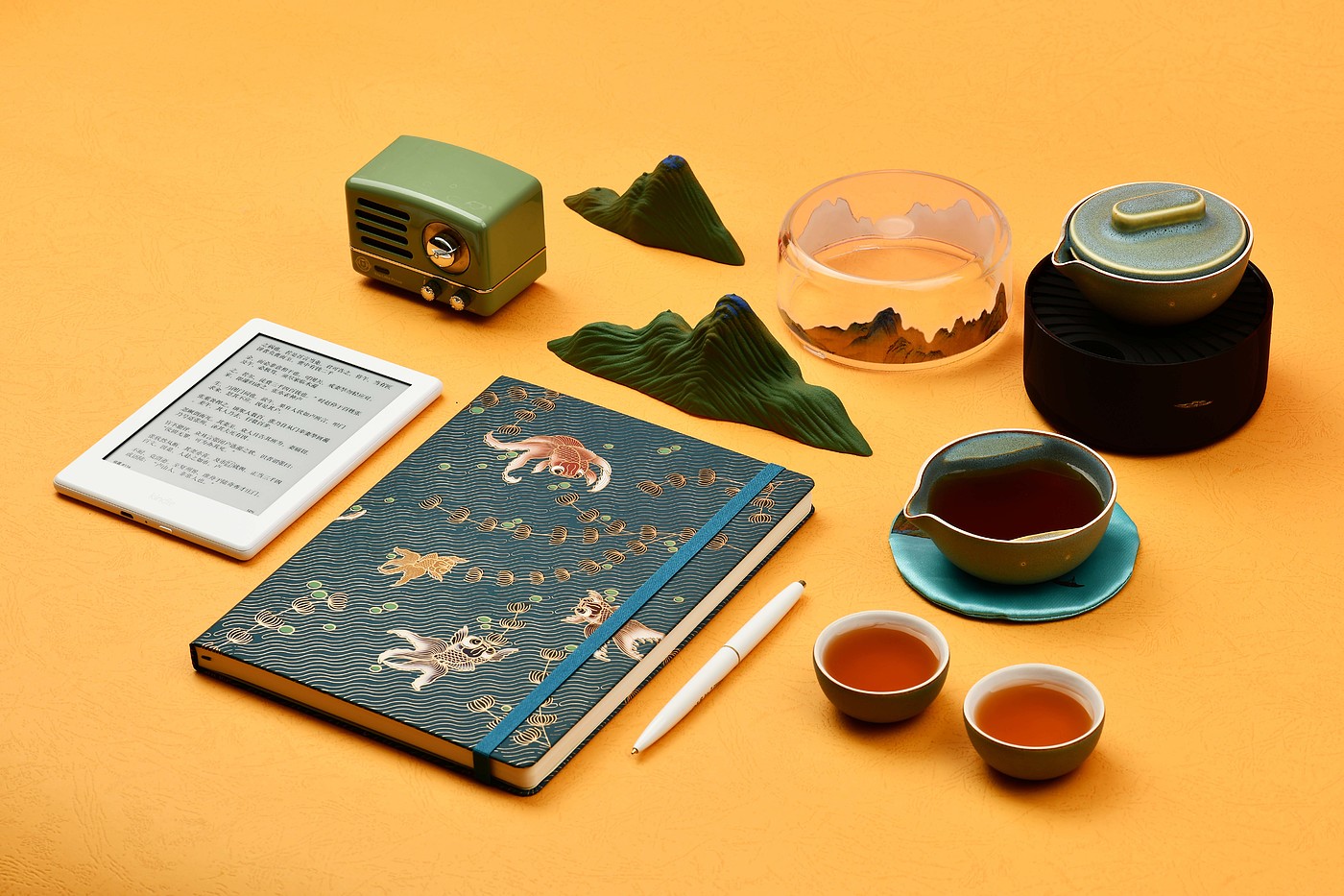 Poxi，prodigy ，tea set，the Imperial Palace，tea，Cultural Relic，National treasure，German red dot，Ceramic glaze，landscape，Thousands of miles of rivers and mountains，landscape，ceramics，still life，travel，