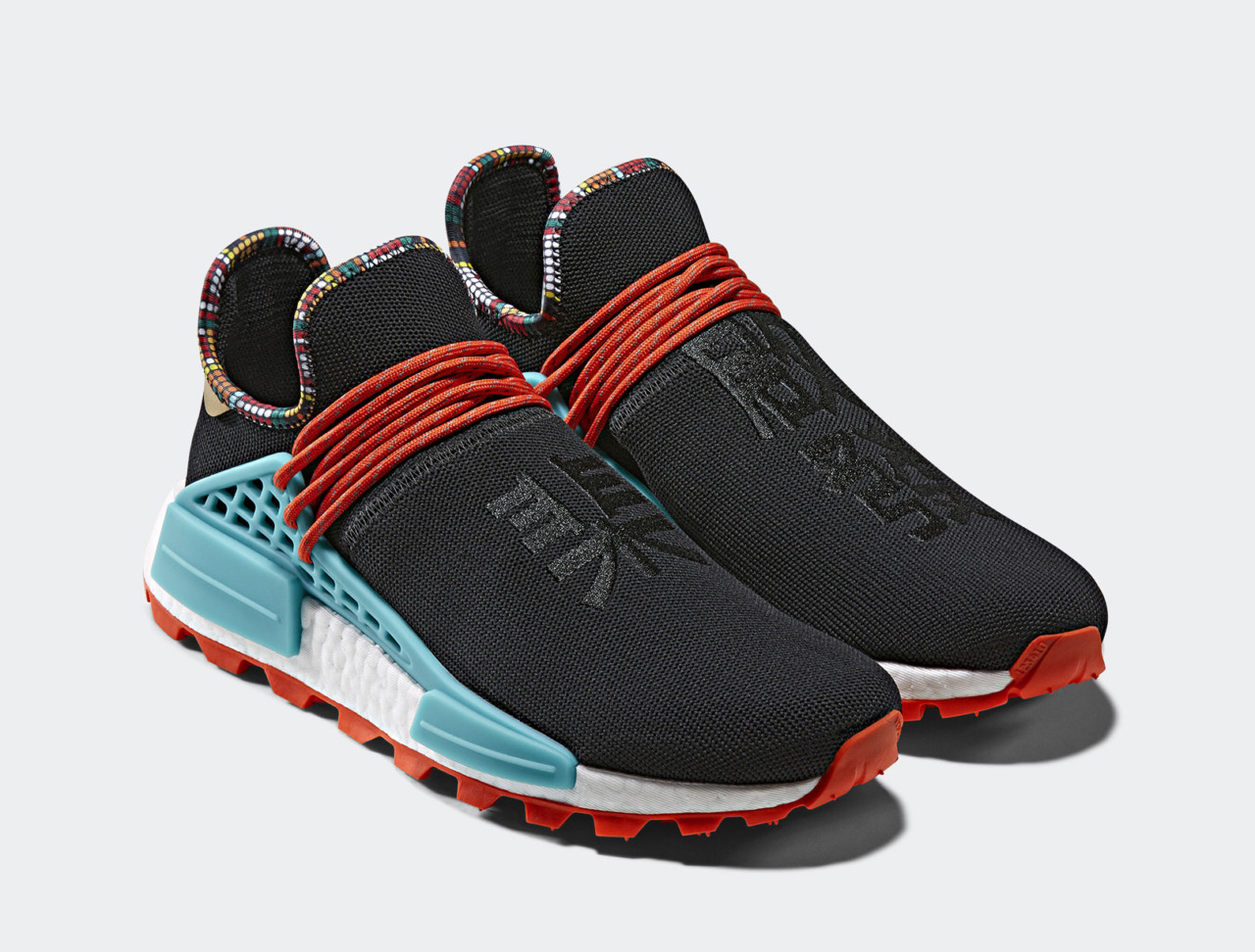 motion，outdoors，shoes，East Africa，Athletic Wear，sneakers，SOLARHU，Adidas，