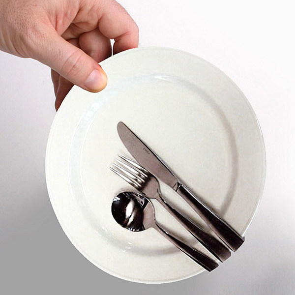 Spoon design，Commodity redesign，man-machine，Conform to man-machine，Spoon，tableware，Western tableware，Chinese tableware，Daily Necessities，stainless steel，a soup spoon，Interactive innovation，