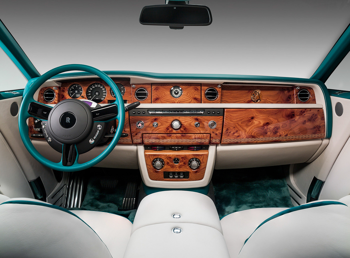 Custom design，Rolls-Royce Phantom ，Indian flag，
