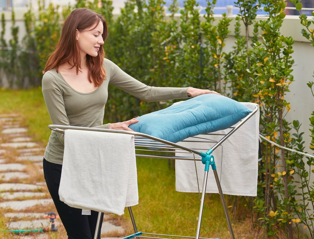 Pink，blue，Staple polyester，Silicone coated polyester fiber，pillow，4 in 1 multi-st，Sang Hyuk Lee，Home Furnishing，washing，