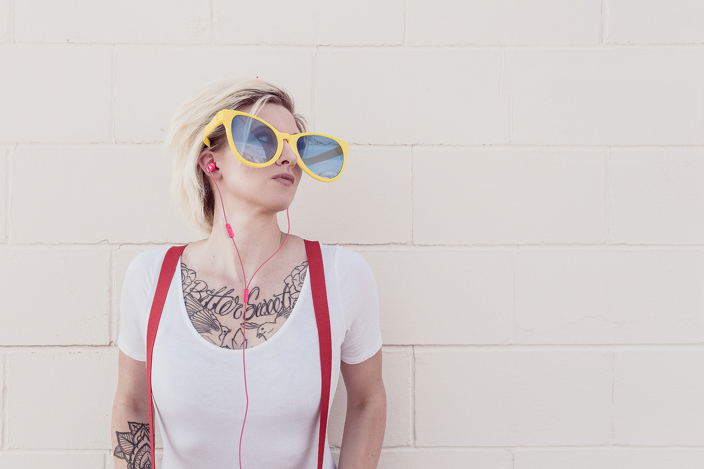 Game headset，Fashion headset，Out of street headphones，Game earphone，supra-aural earphone，