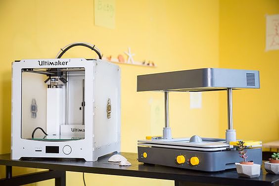 Desktop blister machine，