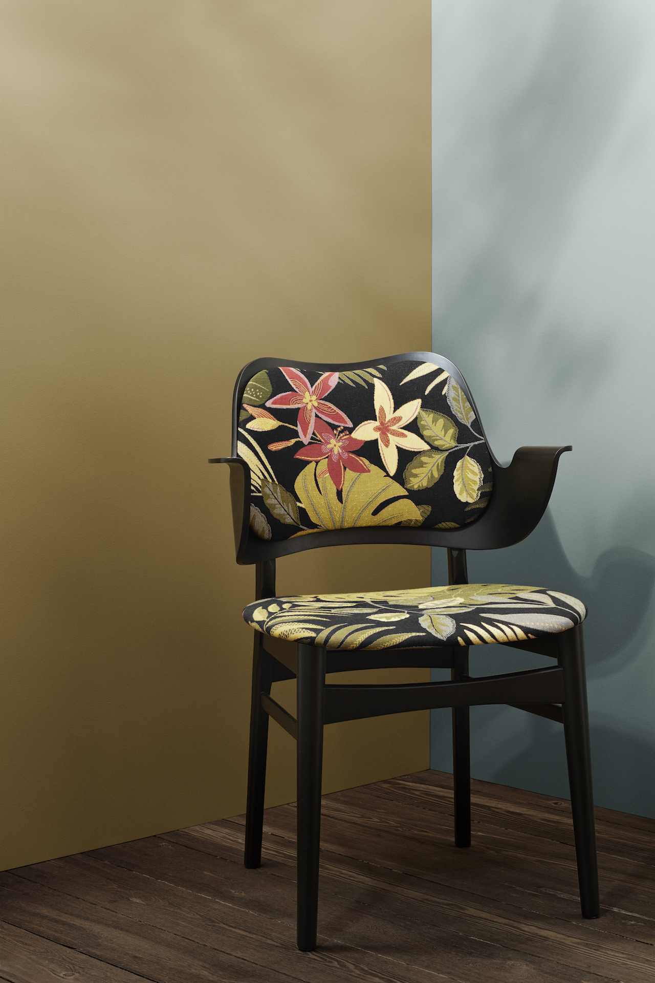 comfortable，relax，warm，Armchair，Relaunches Hans，chair，