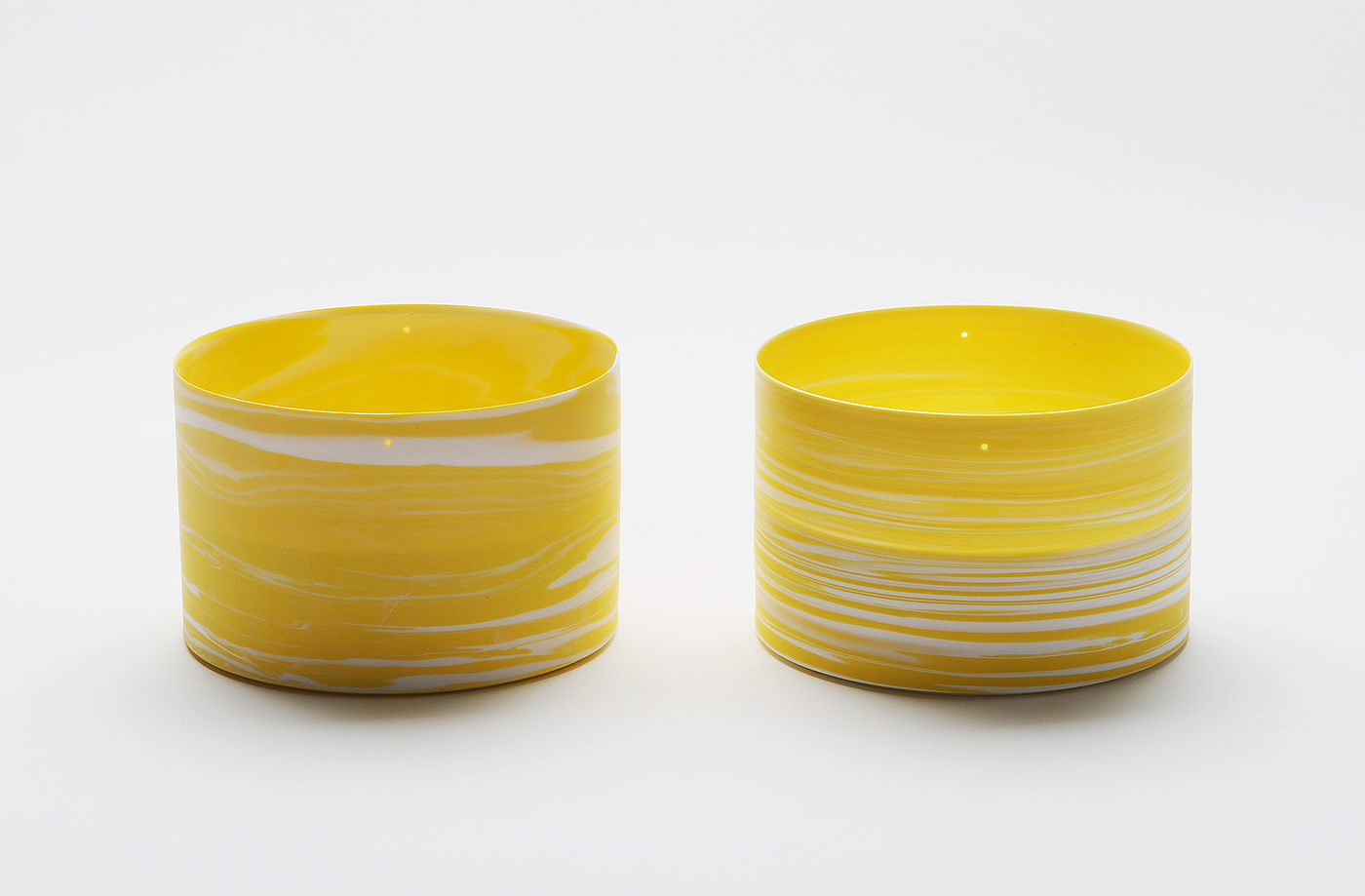 ceramics，Gradual change，texture，Home Furnishing，product，Ornaments，manual，