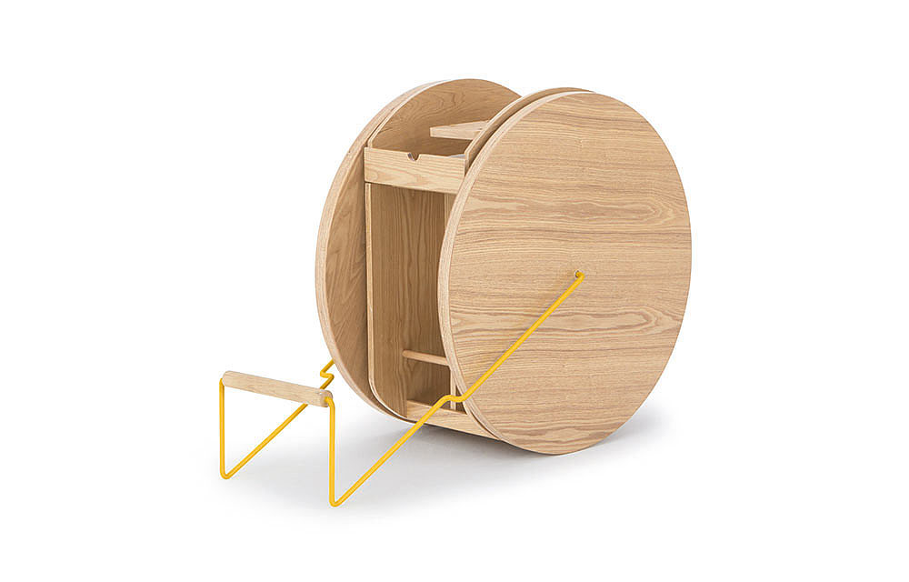 furniture，woodiness，wheelbarrow，industrial design，