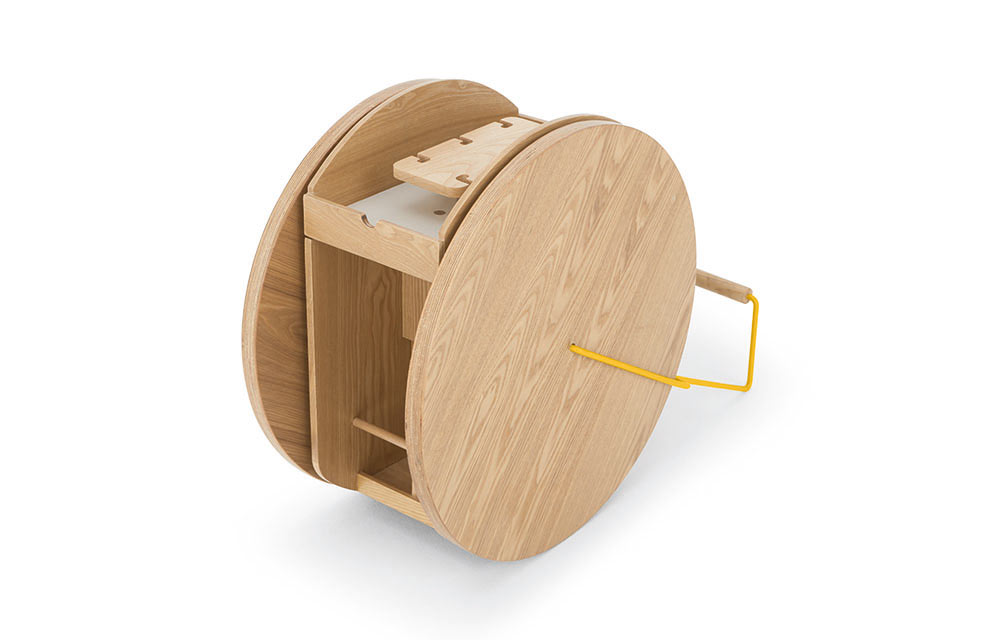 furniture，woodiness，wheelbarrow，industrial design，