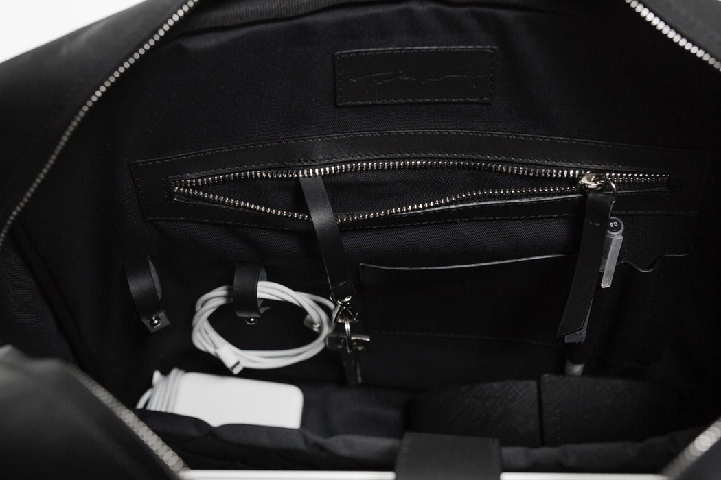 Weather，briefcase，product design，industrial design，