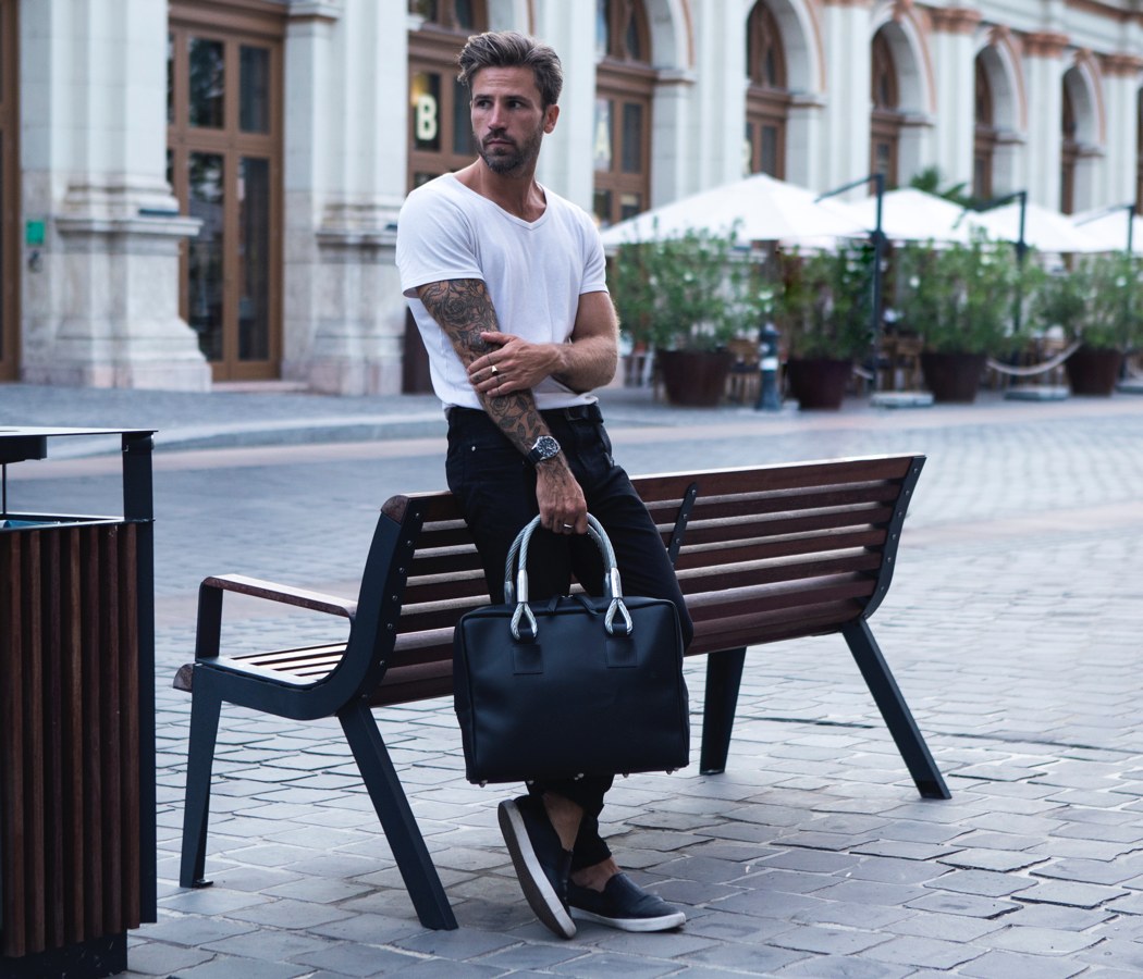 Weather，briefcase，product design，industrial design，