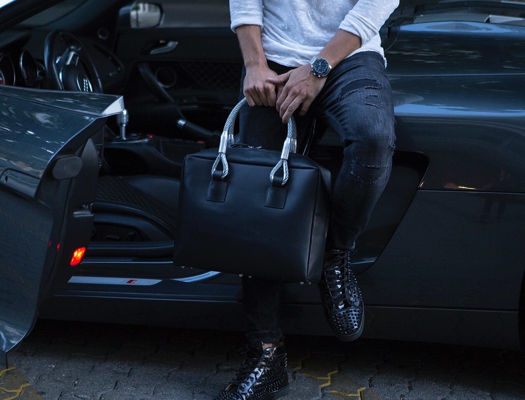 Weather，briefcase，product design，industrial design，