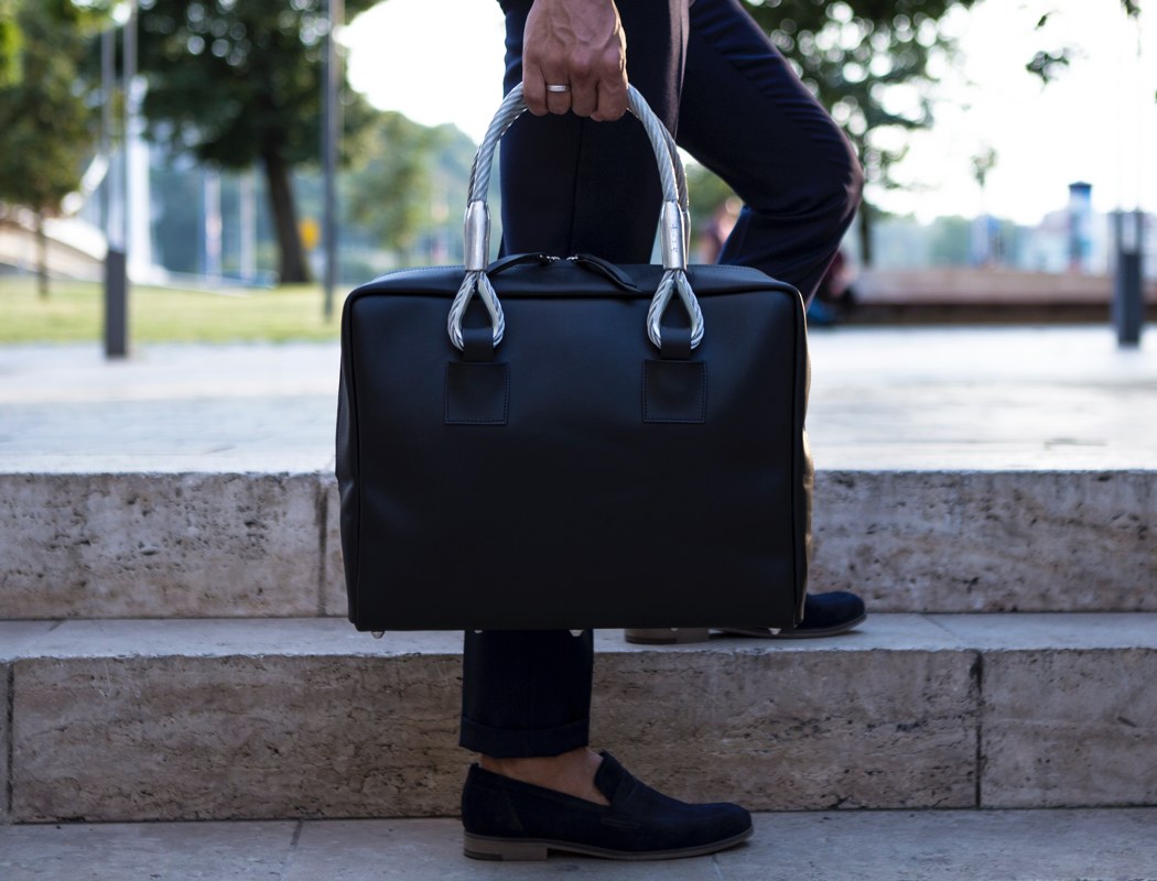 Weather，briefcase，product design，industrial design，