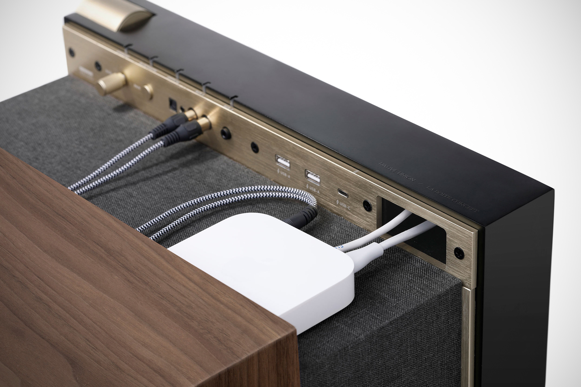 sound，grace，high quality，loudspeaker box，speaker，