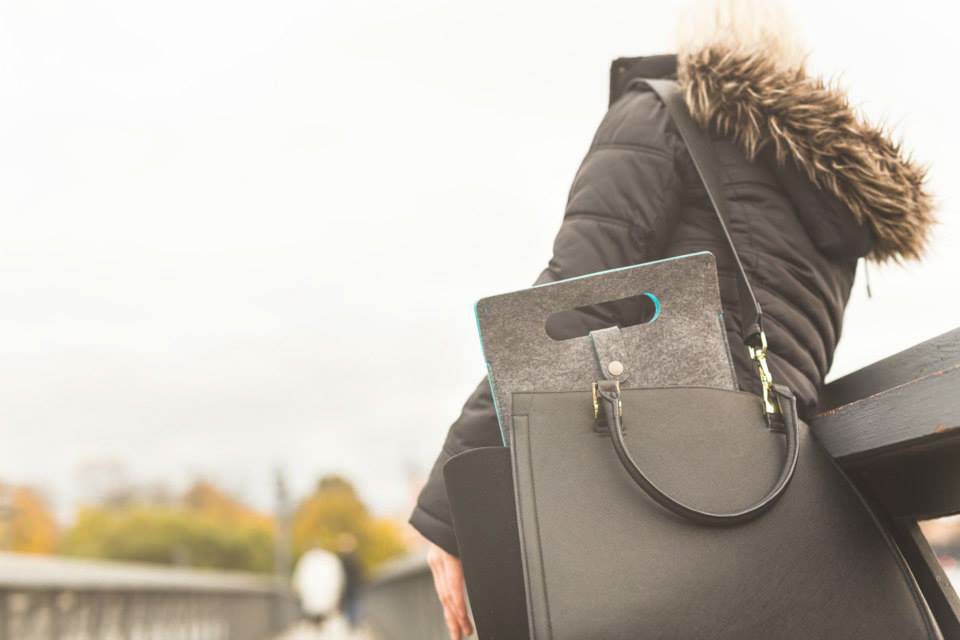 Ferrule，Mobile phone shell，card，mobile phone，