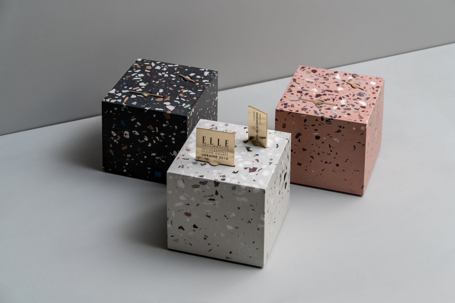 Decoration design，product design，Business card holder，Elle decoration，