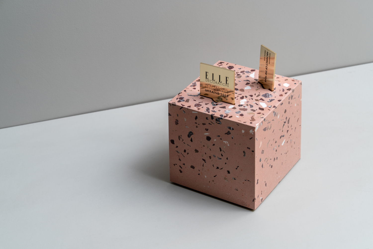 Decoration design，product design，Business card holder，Elle decoration，