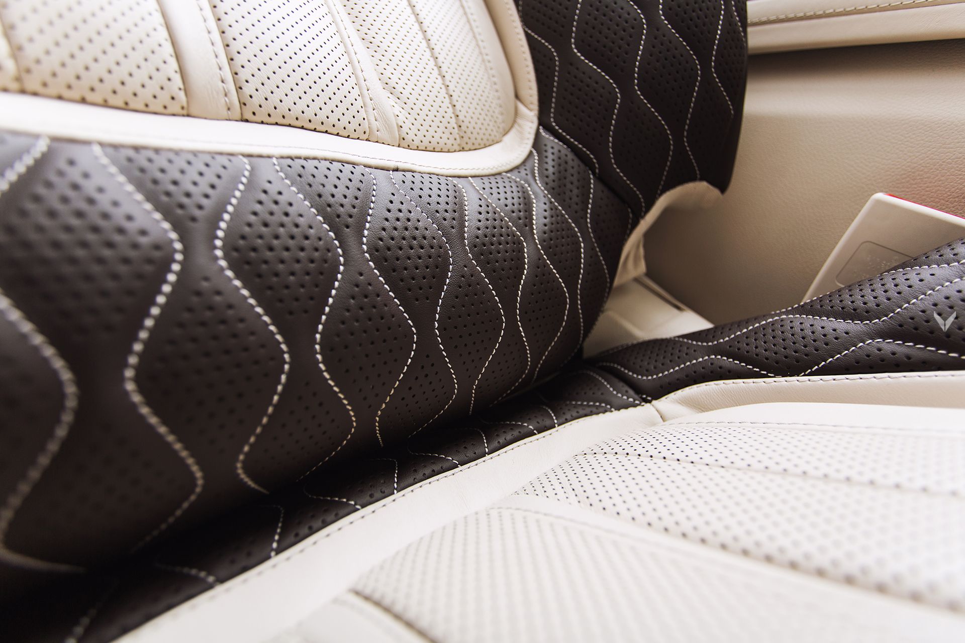 Automobile design，Interior design，