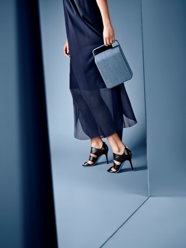 Vifa，Cloth speaker，fashion，cloth，square，Support Bluetooth，