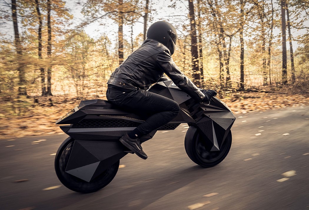 traffic，BigRepNera，3D printing，motorcycle，World's first car，black，